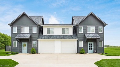 Amazing opportunity to own two duplexes (4 units) and a - photo 40