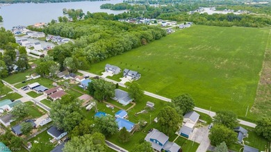 Amazing opportunity to own two duplexes (4 units) and a - photo 41