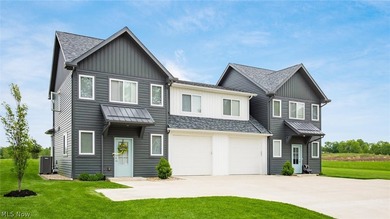 Amazing opportunity to own two duplexes (4 units) and a - photo 43