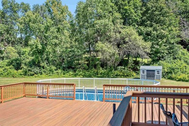 Immaculately maintained 4-bedroom, 5 1/2-bath contemporary home - photo 45