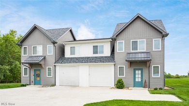 Amazing opportunity to own two duplexes (4 units) and a - photo 46