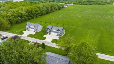 Amazing opportunity to own two duplexes (4 units) and a - photo 47