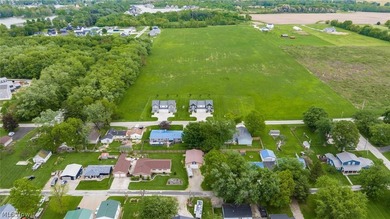 Amazing opportunity to own two duplexes (4 units) and a - photo 48