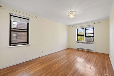 Welcome to Apartment 5H at 6787 Booth Street, a beautifully - photo 4