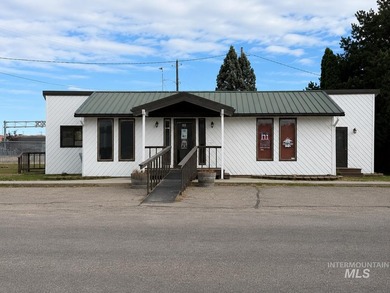 Prime Commercial Opportunity in the Heart of Emmett! Located on - photo 2