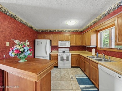 Want a spectacular lake view without breaking the bank? Want to - photo 12