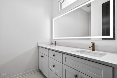 Exceptional opportunity in the heart of Five Points. 2 Bedroom - photo 23