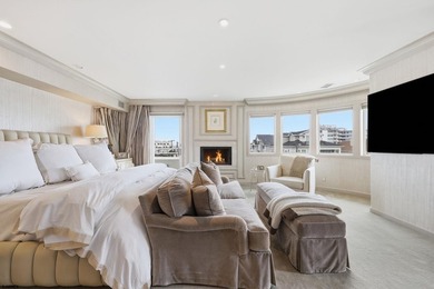 Relax and savor the rolling ocean views or sailboats drifting by - photo 32
