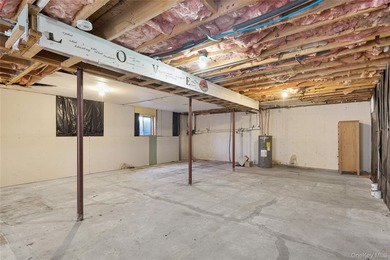Welcome to this meticulously maintained Ranch in Bellport. This - photo 14