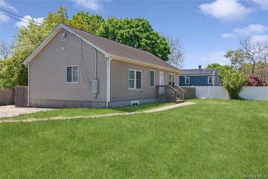 Welcome to this meticulously maintained Ranch in Bellport. This - photo 25