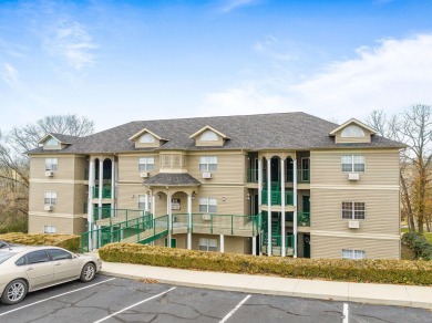 Lake Taneycomo Condo For Sale in Branson Missouri