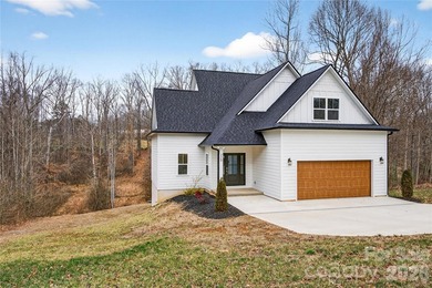 Welcome to your brand-new dream home in the charming town of - photo 1