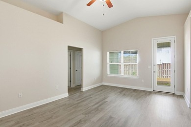 A conveniently located must-see! Fresh interior paint on walls - photo 7