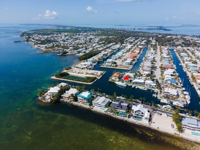 Think the Florida Keys can't accommodate a true yacht? Think - photo 11