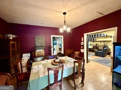 Seller will consider all reasonable offers! Charming - photo 12