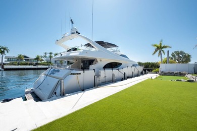 Think the Florida Keys can't accommodate a true yacht? Think - photo 14