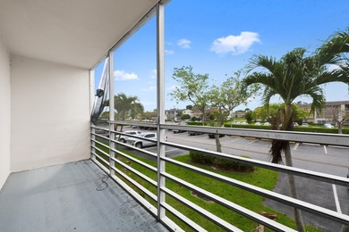 Enjoy the best of Boca Raton living in this move-in ready - photo 14