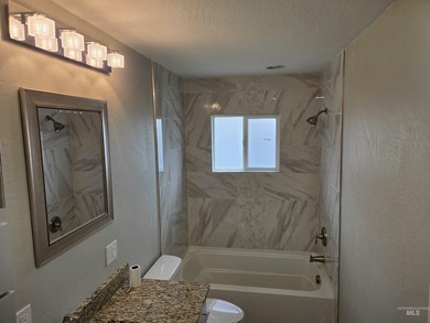Located in an established low traffic area of Rupert, close to - photo 8