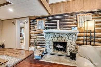 A beautiful Lake Front Property on Gordon Lake. This home offers - photo 15