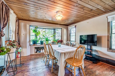 A beautiful Lake Front Property on Gordon Lake. This home offers - photo 20