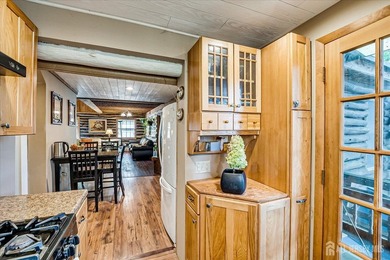 A beautiful Lake Front Property on Gordon Lake. This home offers - photo 30