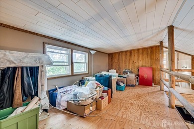 A beautiful Lake Front Property on Gordon Lake. This home offers - photo 44