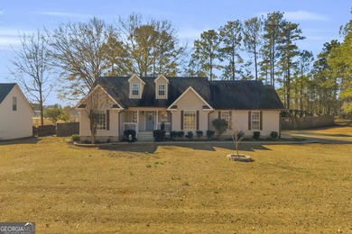 Lake Sinclair Home For Sale in Milledgeville Georgia