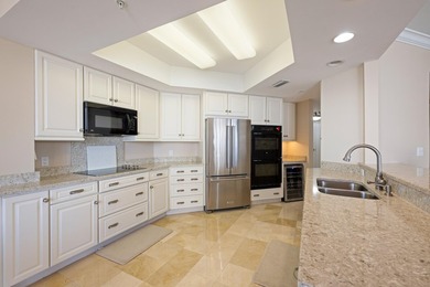 This is an end unit on the third floor on the West side of the - photo 8