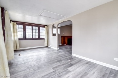 Investor-Friendly Single-Family Ranch - This well-maintained - photo 5