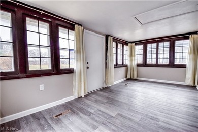 Investor-Friendly Single-Family Ranch - This well-maintained - photo 6