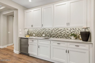 Elegantly upgraded home in the prime ''Eye'' location of Tuscany - photo 20