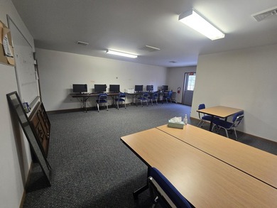 2,600+/- square foot professional building on 2.5+ acres - photo 25