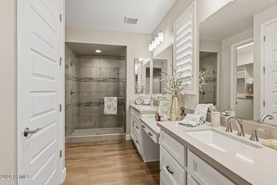 Elegantly upgraded home in the prime ''Eye'' location of Tuscany - photo 32