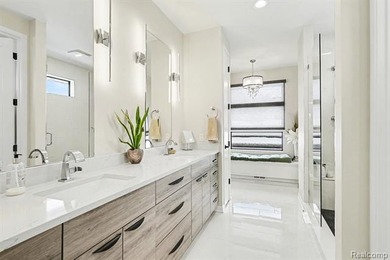 Fabulous, private (no public access) 111' frontage on all Sports - photo 36