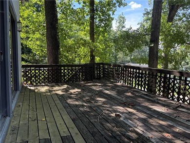 Welcome to this charming 3-bedroom, 2-bath home located just - photo 2