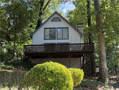 Welcome to this charming 3-bedroom, 2-bath home located just - photo 9