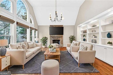 MOTIVATED SELLER! PRICE IMPROVEMENT! This home is for SALE or - photo 11