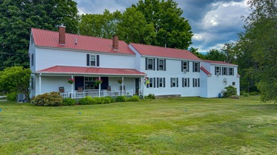 Welcome to the beautifully maintained historic farmhouse you - photo 12