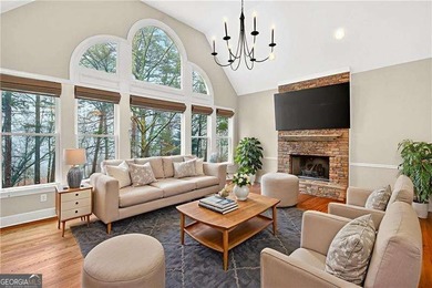 MOTIVATED SELLER! PRICE IMPROVEMENT! This home is for SALE or - photo 13