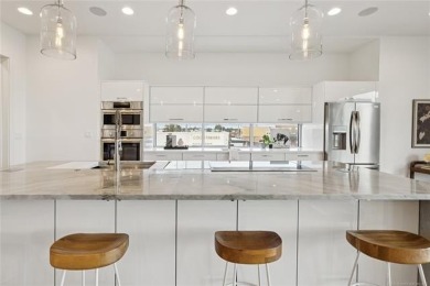 Luxurious Urban 8 townhouse in Tulsa's East Village, walking