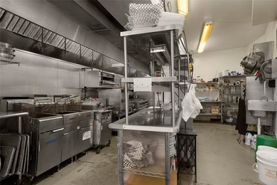 Established business located right along the Mississippi River;