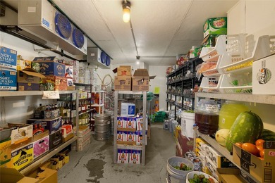 Established business located right along the Mississippi River;