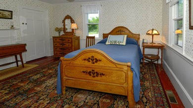 Welcome to the beautifully maintained historic farmhouse you - photo 24
