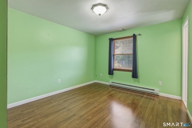 Welcome to 82 Lake Garda Drive, a beautifully maintained - photo 26