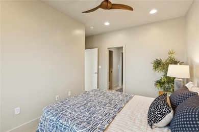 Luxurious Urban 8 townhouse in Tulsa's East Village, walking