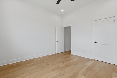 Discover luxury lake area living in the highly sought after - photo 32