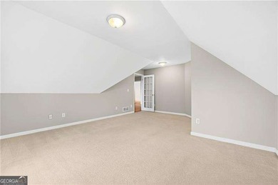 MOTIVATED SELLER! PRICE IMPROVEMENT! This home is for SALE or - photo 32