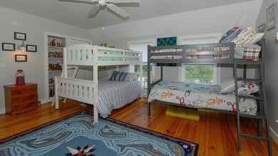 Welcome to the beautifully maintained historic farmhouse you - photo 37
