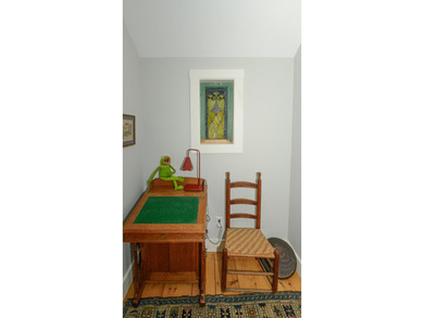Welcome to the beautifully maintained historic farmhouse you - photo 38