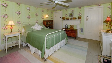 Welcome to the beautifully maintained historic farmhouse you - photo 40